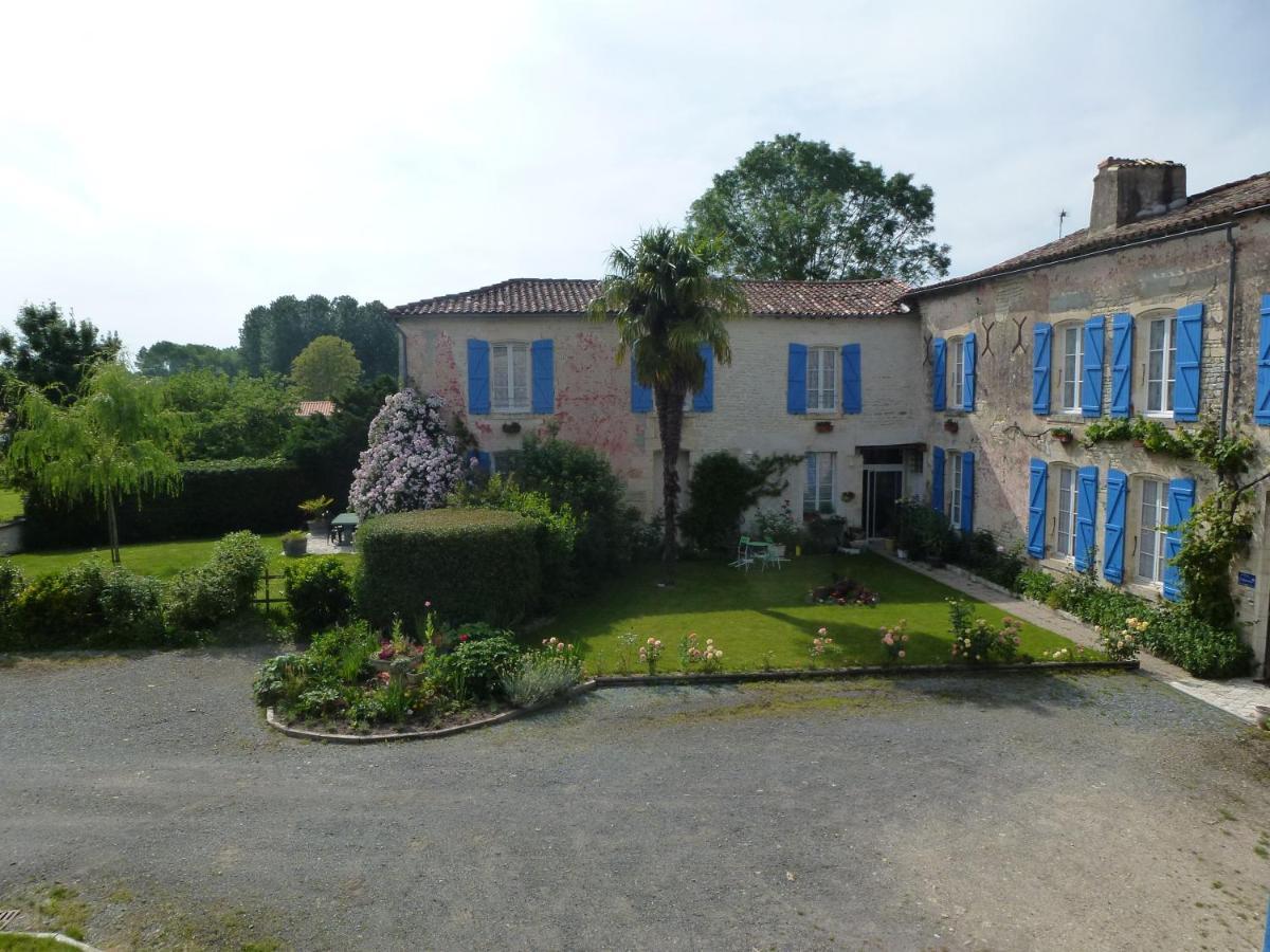 Le Logis De Faugerit Bed and Breakfast Frontenay-Rohan-Rohan Buitenkant foto