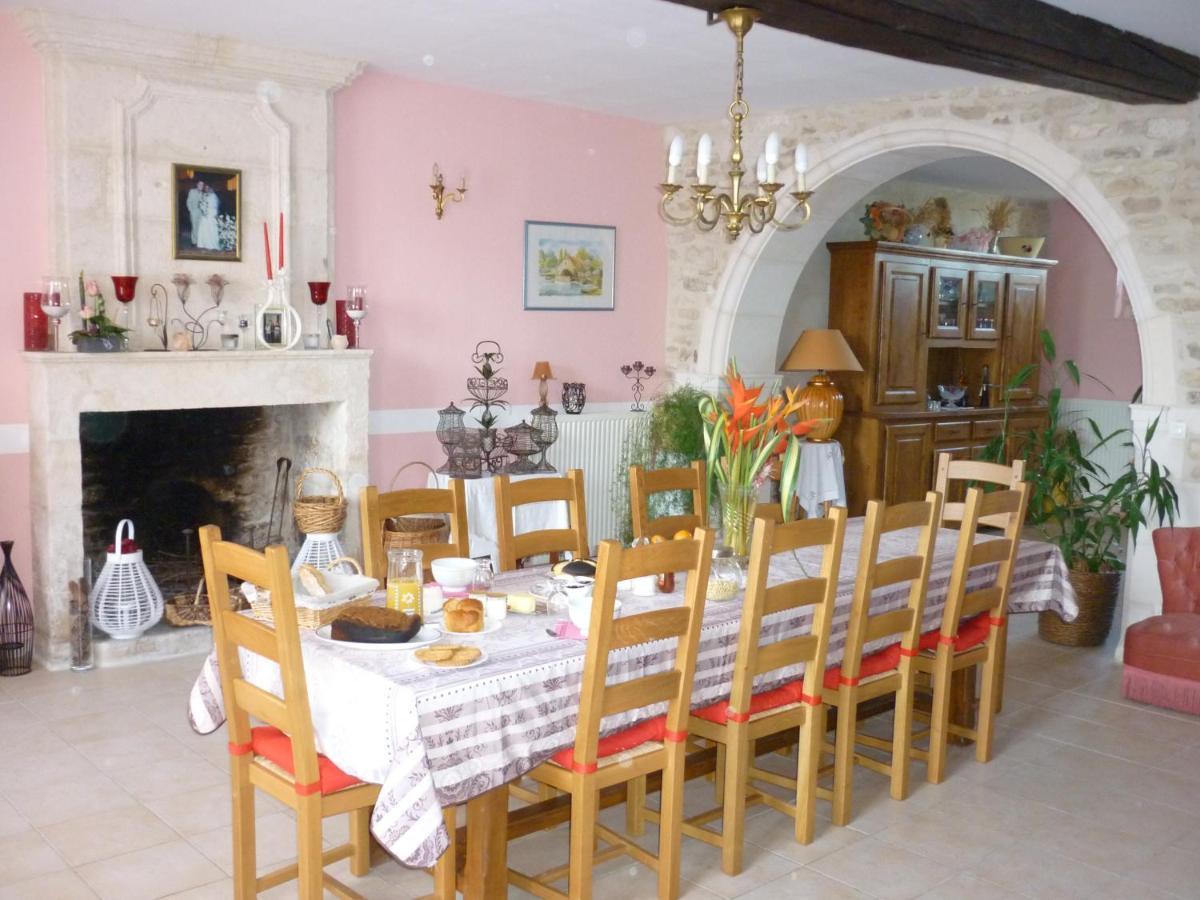 Le Logis De Faugerit Bed and Breakfast Frontenay-Rohan-Rohan Buitenkant foto