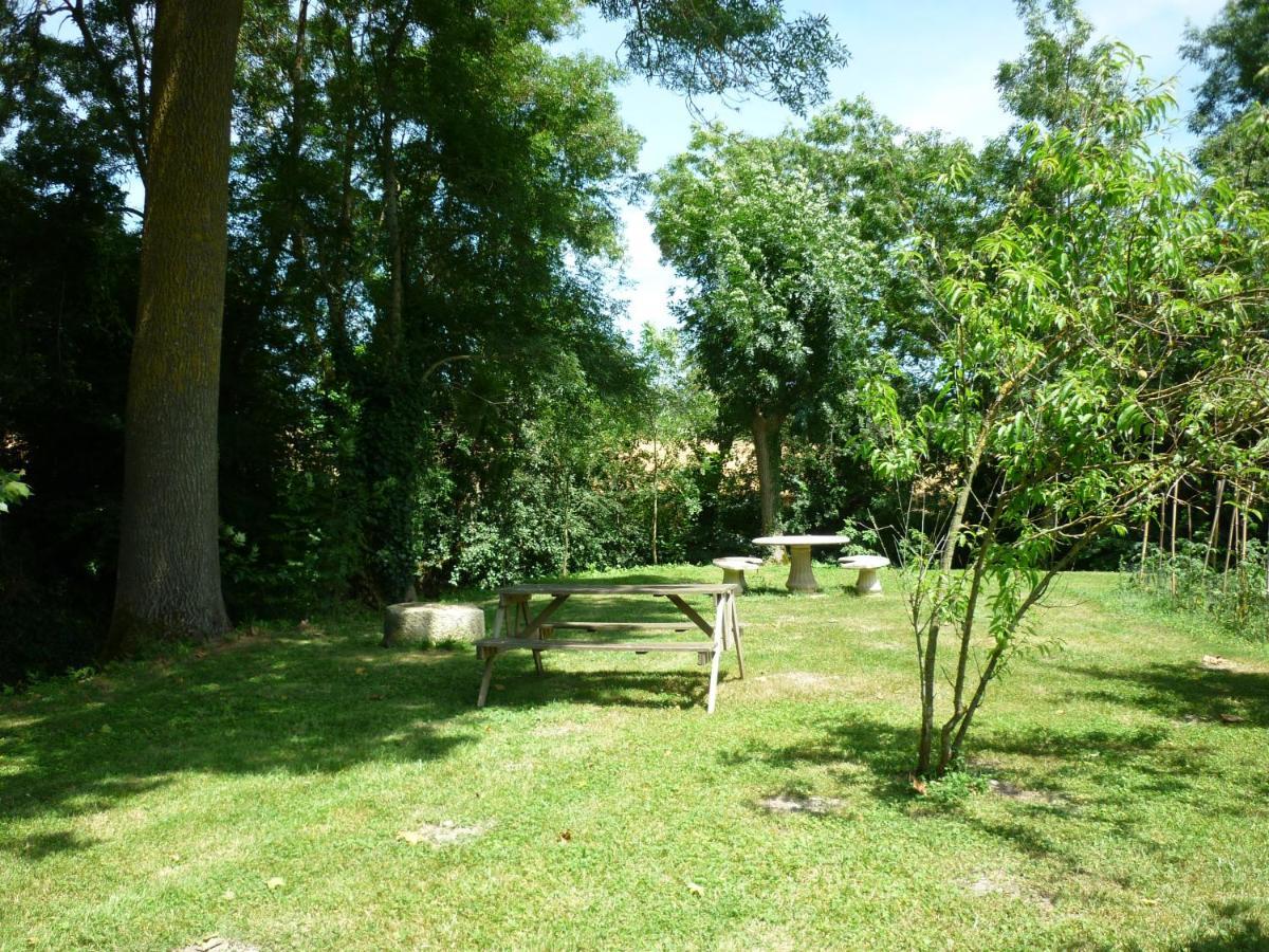 Le Logis De Faugerit Bed and Breakfast Frontenay-Rohan-Rohan Buitenkant foto