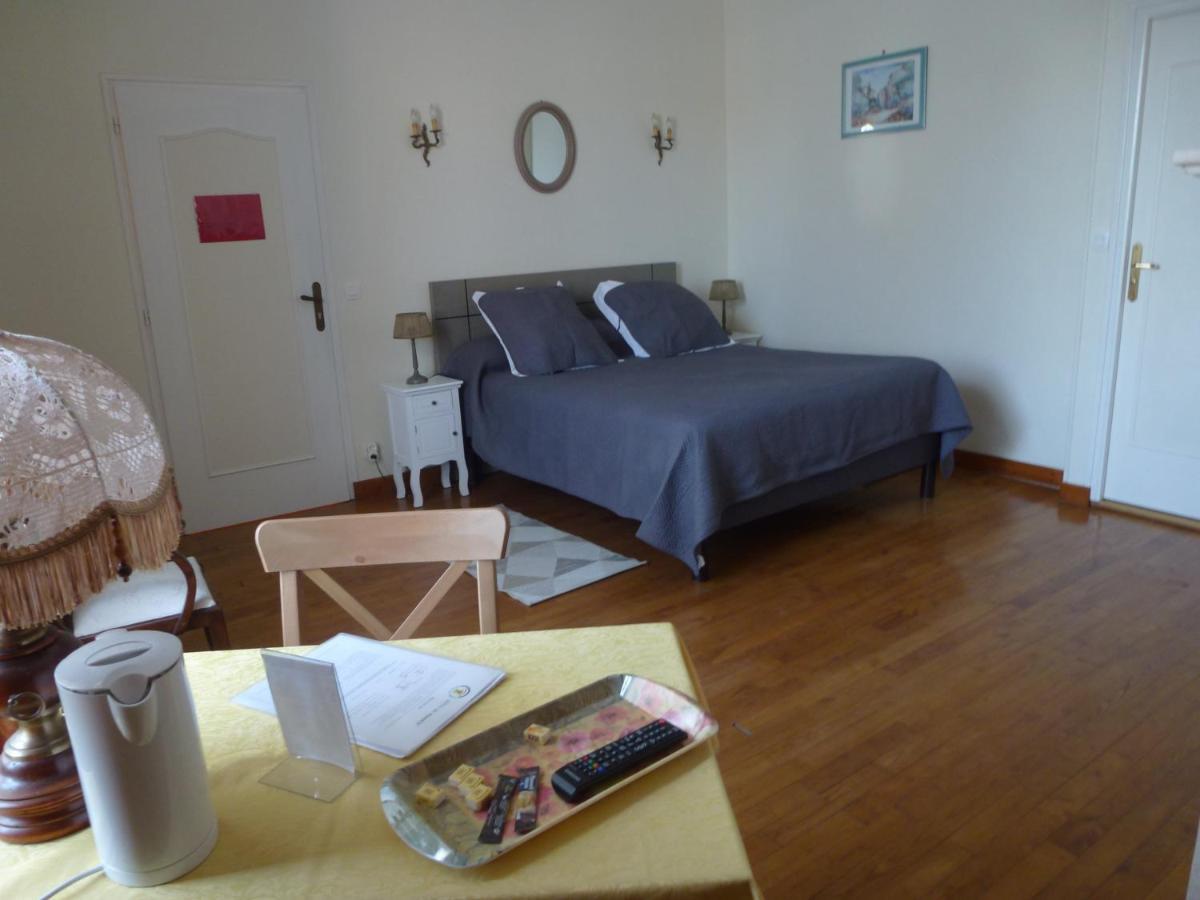 Le Logis De Faugerit Bed and Breakfast Frontenay-Rohan-Rohan Buitenkant foto